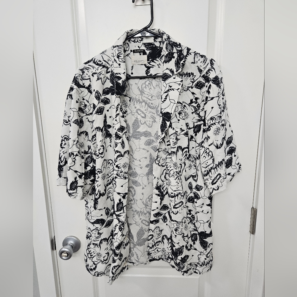 Civil Society Short Sleeve Button Up Shirt XL